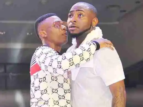 Davido Congratulates Wizkid For Selling Out 02arena!!